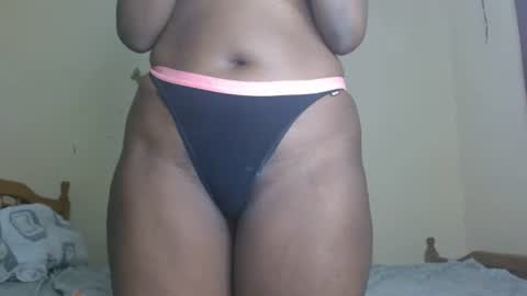 caramelebony_ online show from March 2025 01:38:02 PM