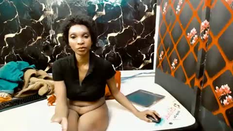 caramelminxx_ online show from June 2026 07:29:02 AM