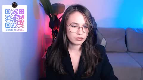 Mary online show from October 2025 03:22:02 PM