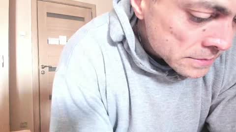 Snapshot of carin_the_body chatting on February 2025 10:26:01 AM Laz online show from February 2025 10:26:01 AM