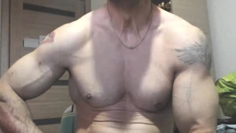 Snapshot of carin_the_body chatting on October 2025 03:35:02 PM Laz online show from October 2025 03:35:02 PM