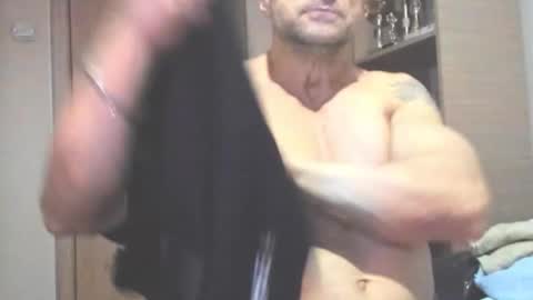 Laz online show from December 2025 07:40:02 PM