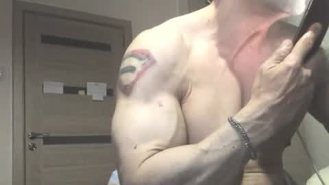 Snapshot of carin_the_body chatting on June 2026 06:49:01 PM Laz online show from June 2026 06:49:01 PM
