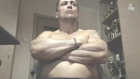 Snapshot of carin_the_body chatting on June 2026 06:53:02 PM Laz online show from June 2026 06:53:02 PM