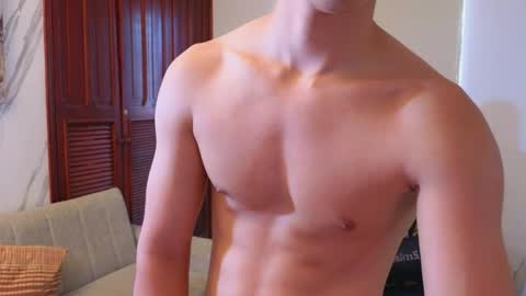 Snapshot of carl_dixon chatting on June 2026 09:20:02 PM carl_dixon online show from June 2026 09:20:02 PM