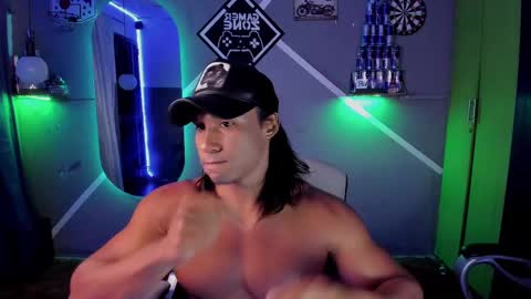 Carl online show from March 2025 04:19:01 AM