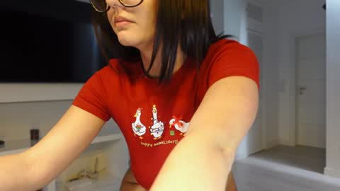 carla_secretary online show from December 2024 07:32:01 PM