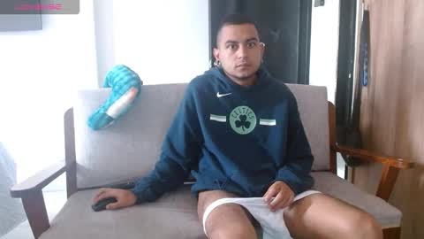 Snapshot of carlandelli1 chatting on February 2026 01:29:02 PM carlandelli1 online show from February 2026 01:29:02 PM