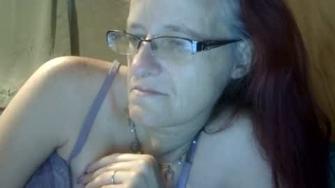 carleeswoman08 online show from March 2026 12:05:01 PM