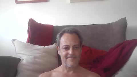 Snapshot of carlo76mx chatting on January 2025 06:44:01 PM carlo online show from January 2025 06:44:01 PM