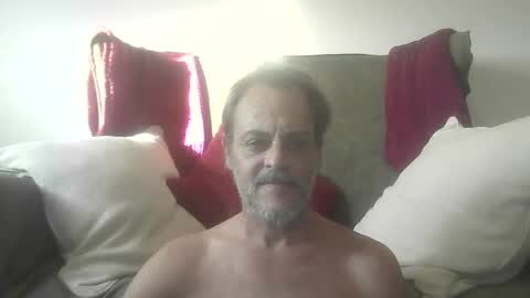 Snapshot of carlo76mx chatting on November 2025 11:15:01 PM carlo online show from November 2025 11:15:01 PM