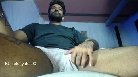 Snapshot of carlo_yates27 chatting on May 2026 01:23:02 AM carlo yates thx for help me to reach 100 thumps up online show from May 2026 01:23:02 AM