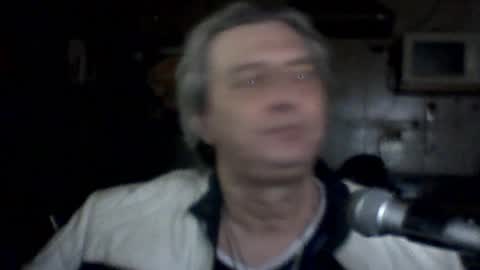 carlos712009 online show from June 2026 07:37:01 PM