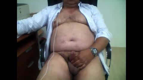 Snapshot of carlos8711 chatting on February 2025 02:00:01 PM carlos8711 online show from February 2025 02:00:01 PM