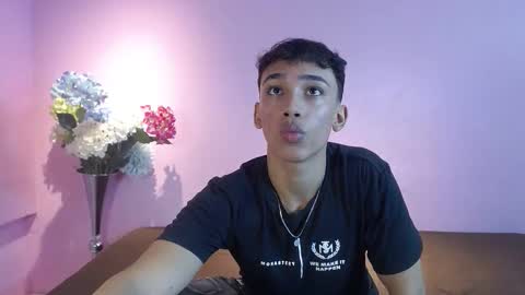carloshot_01 online show from December 2025 01:16:02 PM