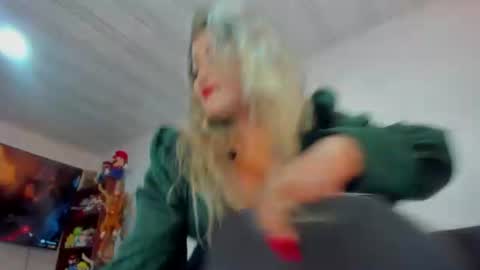 Snapshot of carlota_flow chatting on June 2026 07:57:01 PM carlota_flow online show from June 2026 07:57:01 PM