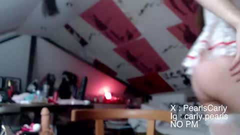 Carly Pearls online show from January 2026 03:32:01 AM