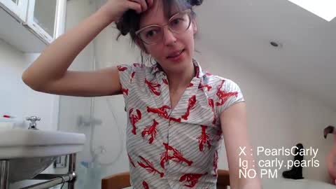 Snapshot of carlypearls chatting on May 2026 07:47:01 AM Carly Pearls online show from May 2026 07:47:01 AM