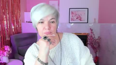 Carmen online show from January 2026 08:34:01 PM