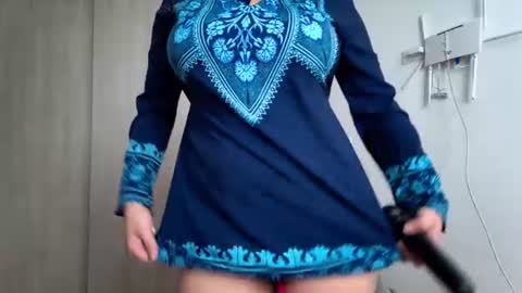Snapshot of carmesix__ chatting on June 2026 01:54:02 PM carmesix__ online show from June 2026 01:54:02 PM