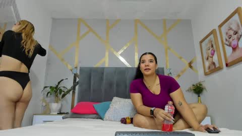 Caroline online show from April 2026 11:47:02 AM