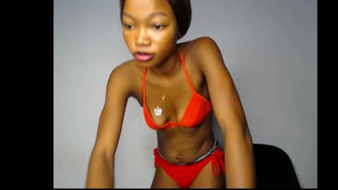 caroline online show from November 2025 04:46:02 AM