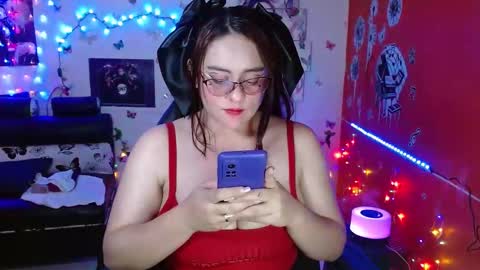 Snapshot of carol20_1994 chatting on February 2025 10:11:02 PM Carolina online show from February 2025 10:11:02 PM