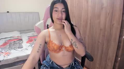 Snapshot of carol_gomez73 chatting on April 2026 10:42:02 AM carol gomez73 online show from April 2026 10:42:02 AM