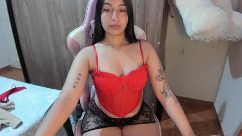 Snapshot of carol_gomez73 chatting on May 2026 08:01:01 AM carol gomez73 online show from May 2026 08:01:01 AM
