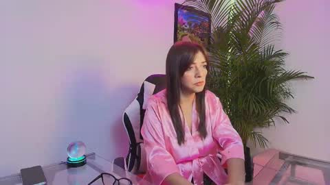 CAROL online show from November 2025 10:59:02 AM