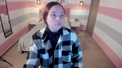 Snapshot of carol_pinter chatting on March 2025 12:12:01 PM Carol online show from March 2025 12:12:01 PM