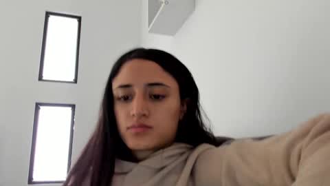 Caroline online show from February 2025 05:06:01 PM