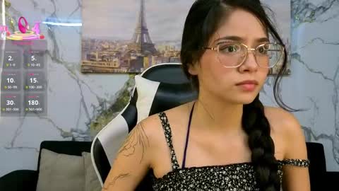 Snapshot of carolina23_pm chatting on June 2026 10:48:01 PM carolina23_pm online show from June 2026 10:48:01 PM