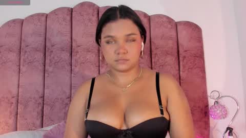 carolina_evannss online show from February 2026 03:49:01 AM