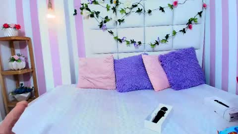 Carolina online show from March 2025 01:03:02 PM