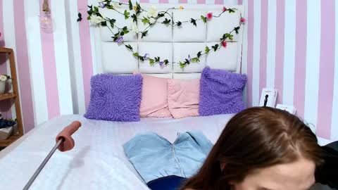 Carolina online show from March 2025 09:38:01 PM