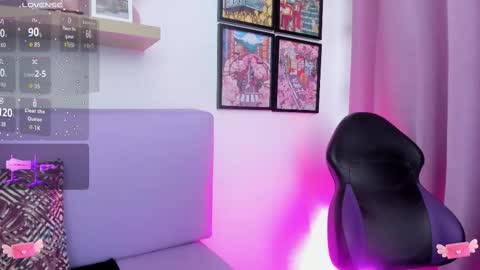 Carolina  online show from September 2025 10:43:02 PM