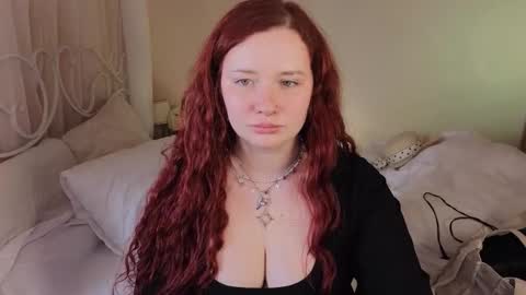 Mira online show from September 2025 08:10:02 PM