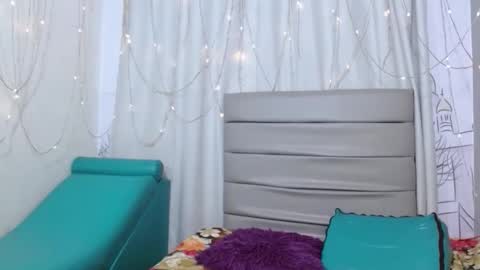 Snapshot of carolinabernalres chatting on May 2026 03:44:01 AM Carolina Bernal online show from May 2026 03:44:01 AM