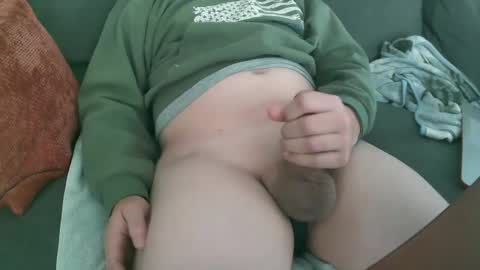 Snapshot of carolinaboy01 chatting on February 2025 09:26:02 PM carolinaboy01 online show from February 2025 09:26:02 PM