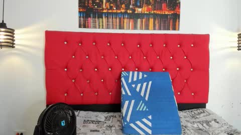 Carolina online show from September 2025 03:55:02 PM