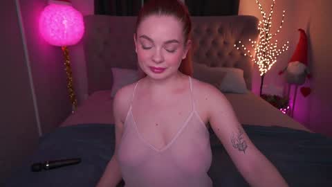 Snapshot of carolinadia chatting on January 2025 08:41:01 PM carolinadia online show from January 2025 08:41:01 PM