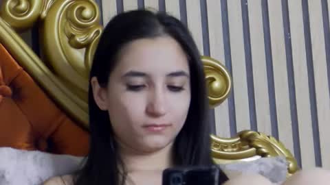 carolinahart online show from April 2026 07:36:02 AM