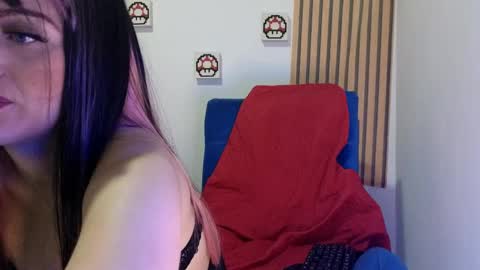 Carolina online show from April 2026 12:52:01 AM