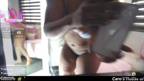 C A R O L I N E online show from January 2026 01:59:02 PM