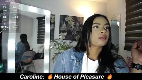 C A R O L I N E online show from April 2026 12:41:01 PM