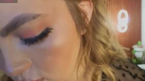 Snapshot of caroline_laurent_ chatting on June 2026 07:38:02 PM Caro online show from June 2026 07:38:02 PM