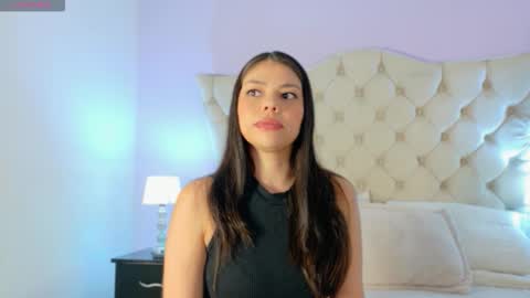 Caroline online show from February 2026 07:10:01 PM