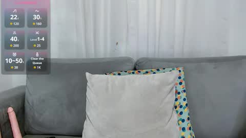 Snapshot of carolinefantasy_ chatting on September 2025 06:46:01 PM Caroline  online show from September 2025 06:46:01 PM