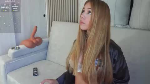 Caro online show from March 2026 11:58:01 AM